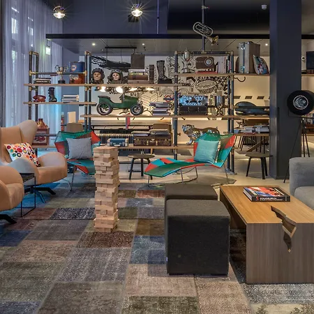 Moxy London Stratford Hotel
